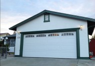 Stucco fascia repair and painting on front of garage